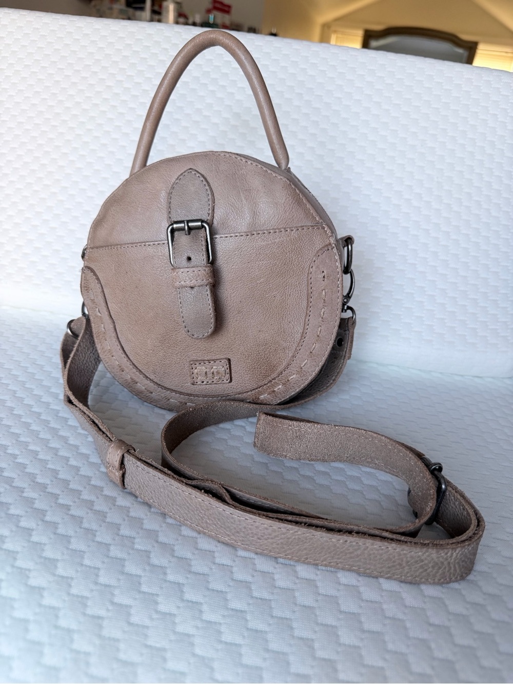 BED|STU Circular Mini Crossbody in Blush Taupe - Picture 5 of 10